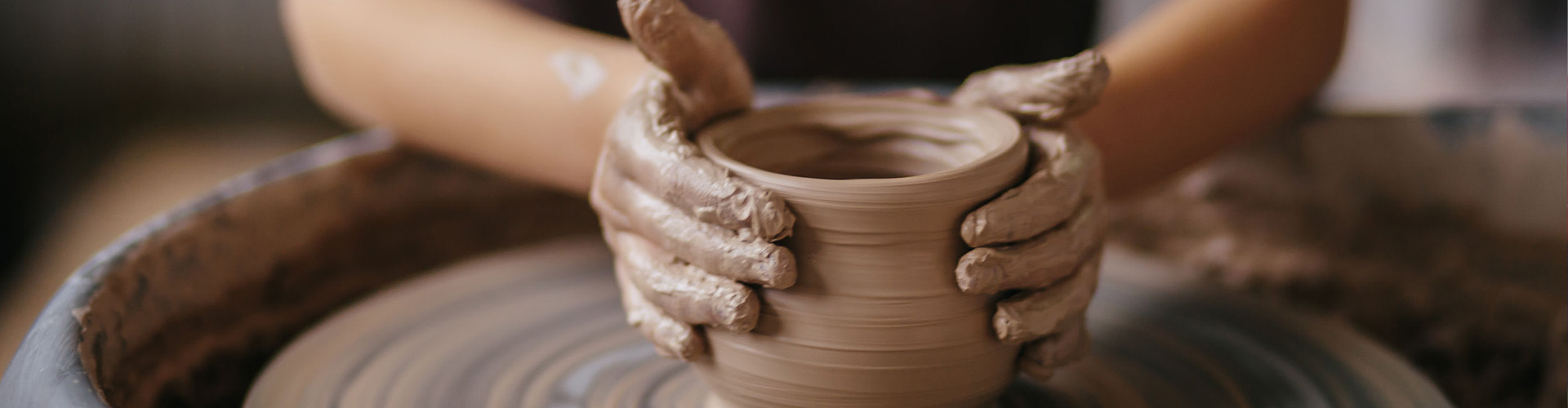 Pottery Banner